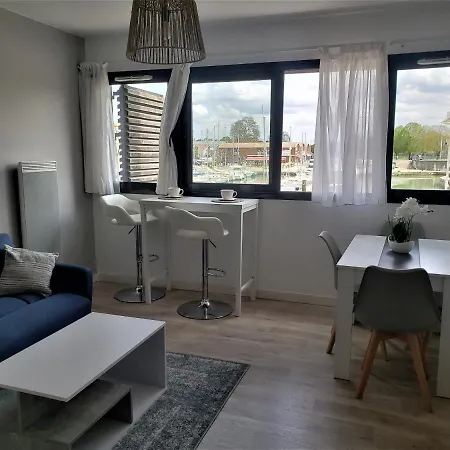 Residences De Bougainville Hotell Rochefort (Charente-Maritime)