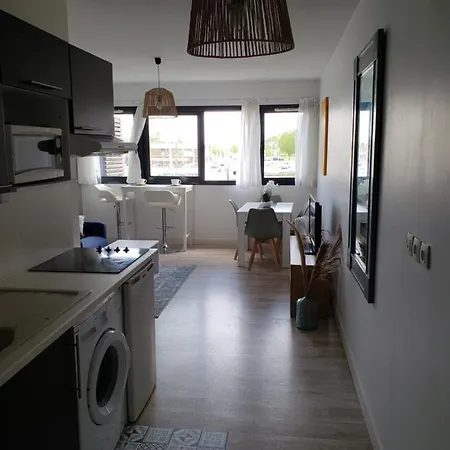 Residences De Bougainville Apartment