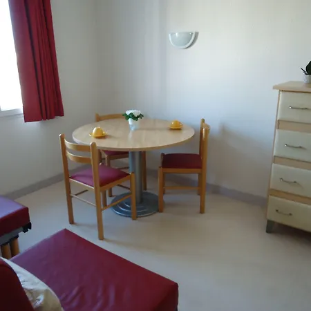 ホテル Residences De Bougainville 2*