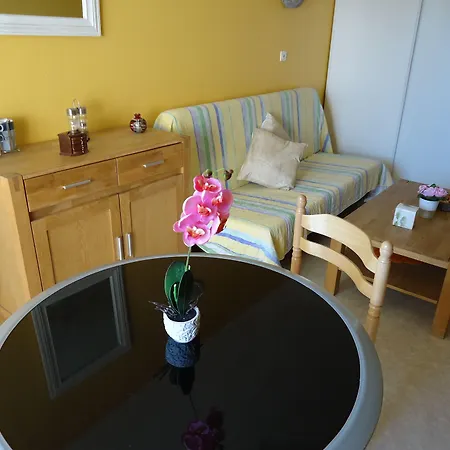 Residences De Bougainville 2*