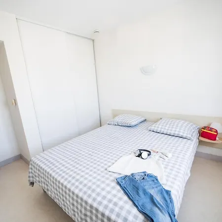 Residences De Bougainville Hotell 2*