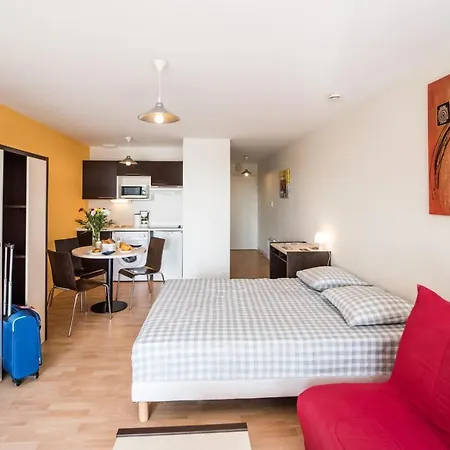 Residences De Bougainville ホテル 2*