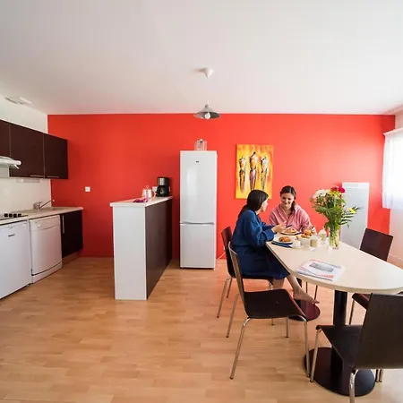 Residences De Bougainville Hotell Rochefort (Charente-Maritime)